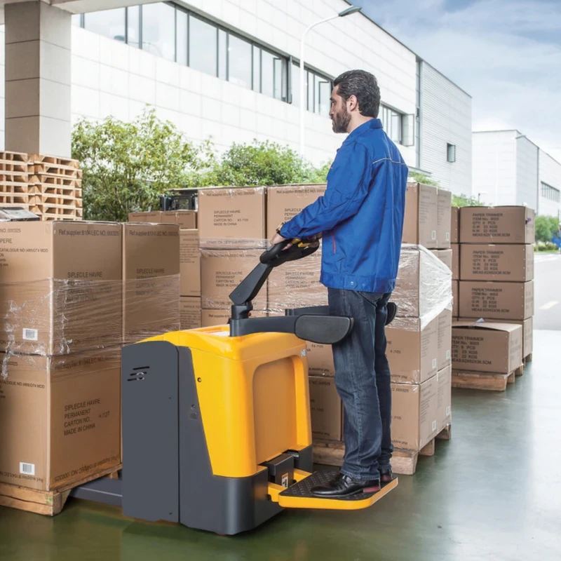 Transpallet elettrico con operatore a bordo EPV20-P/EPV25-P