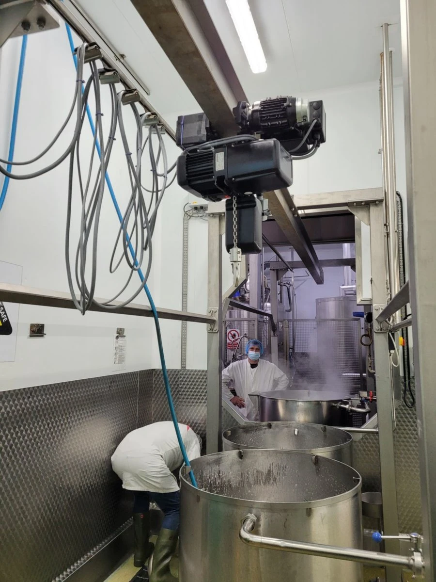 Paranco GIS GPR con catena di carico in acciaio inox