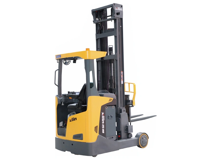 Carrello retrattile controbilanciato (CQD25-D) 2500 kg 3000-12500 mm
